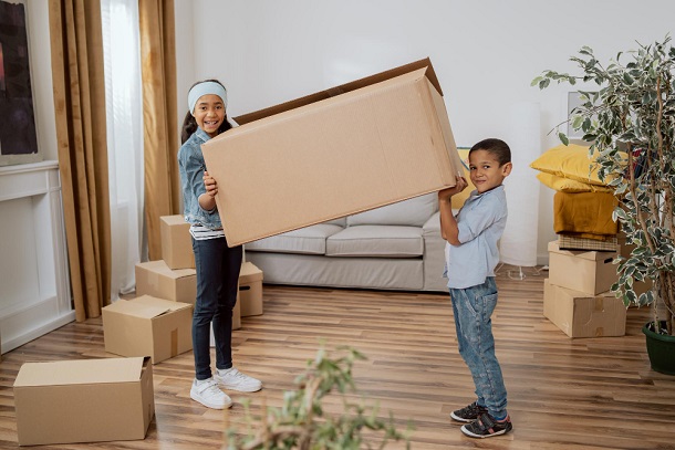 Moving to Singapore with Kids: 10 Tips for a Stress-Free Move